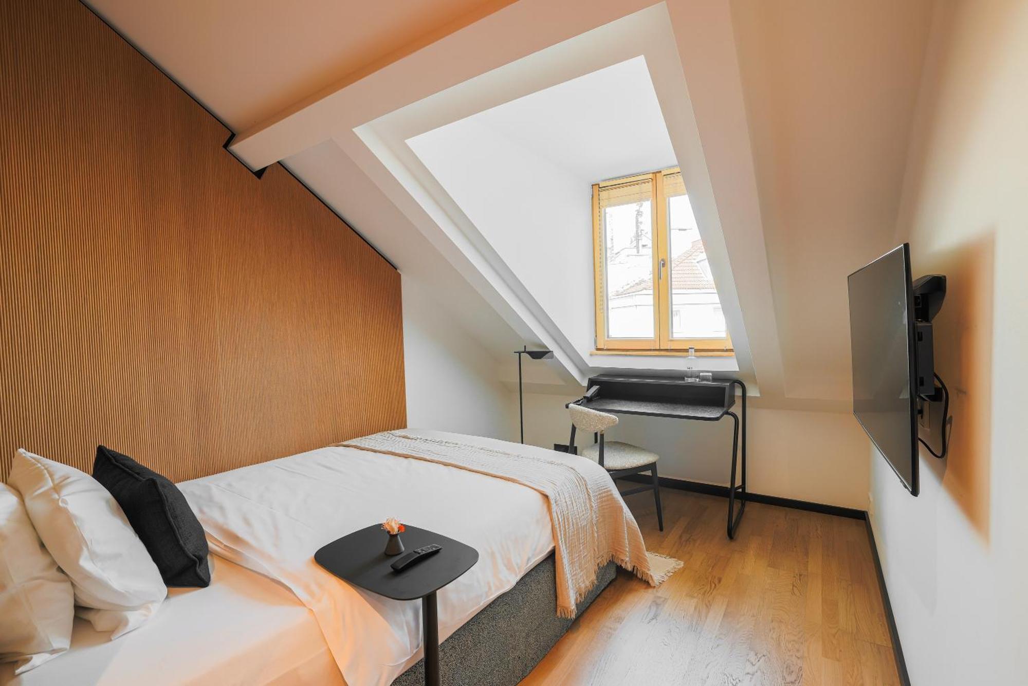 Hotel Bob W Munich Old Town Exterior foto